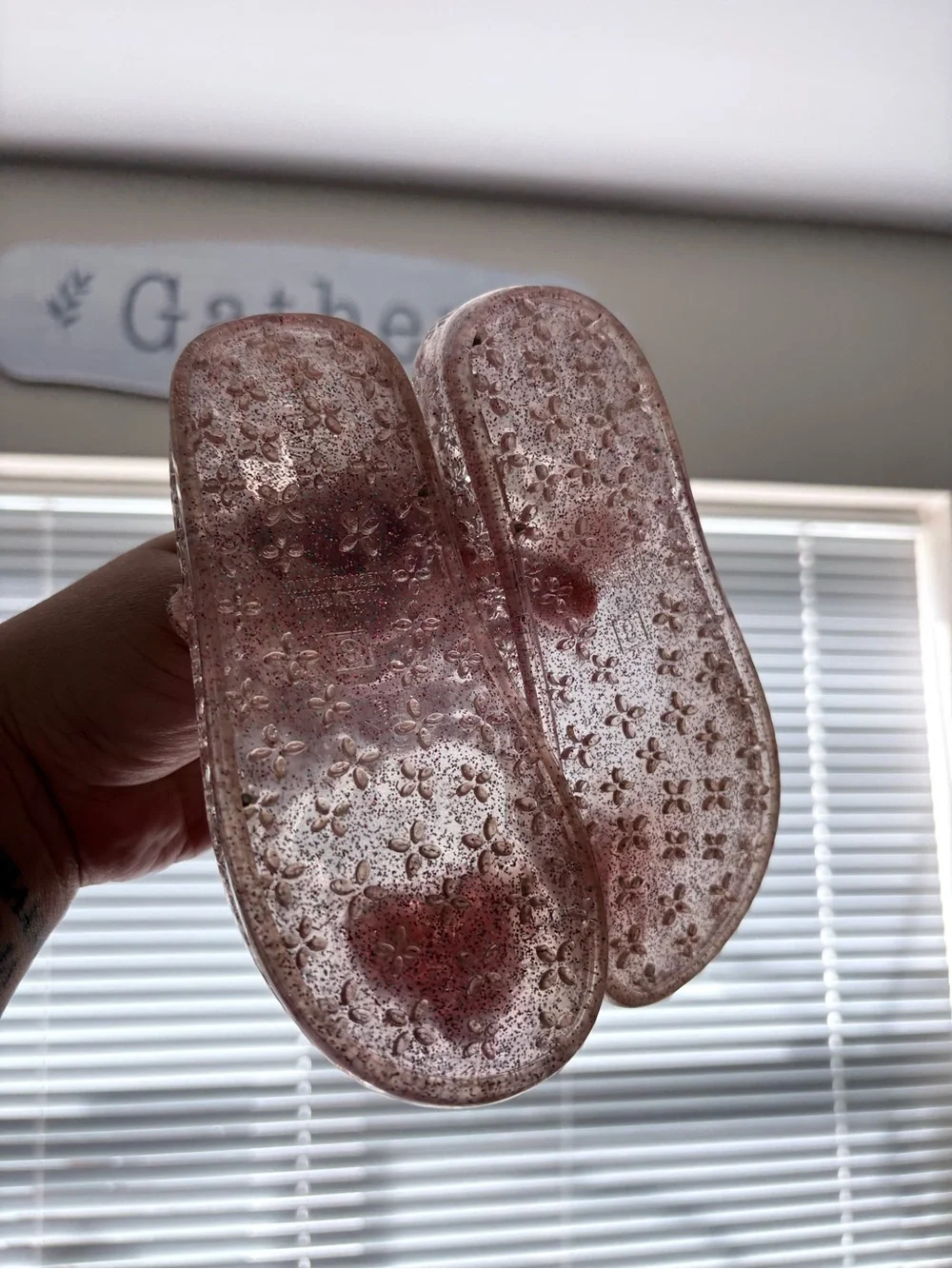 Toddler size 8 Glitter Jelly Mary Jane Shoes with Heart Accent - Pink